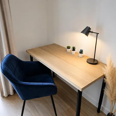 L'azur - T2 Avec Jardin, Terrasse Et Climatisation *